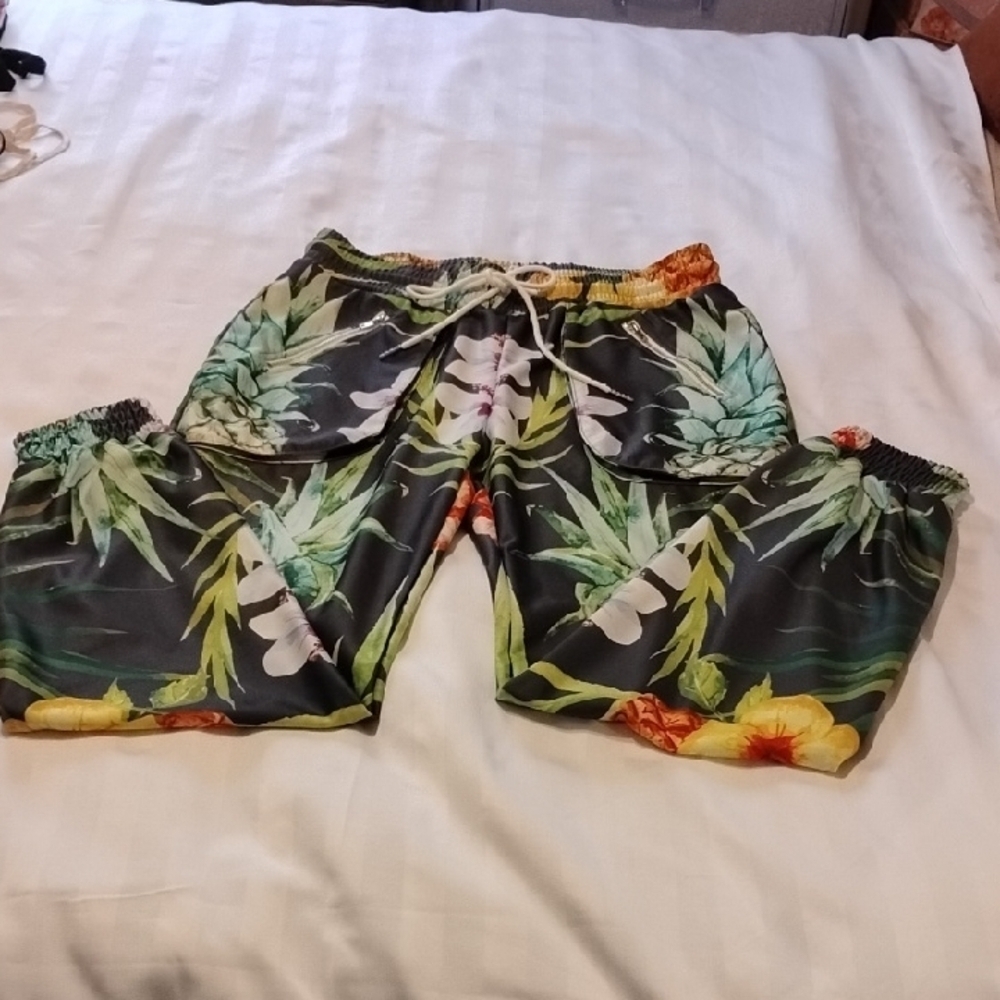 Fashion Nova Woman's Tropical Floral & Pineapple Print Pants, Size: L